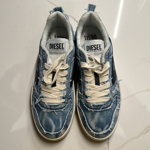 Diesel Men’s Jean sneakers - Picture 4 of 5
